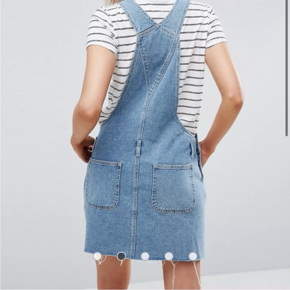 ASOS DESIGN Denim Midwash Blue Distress Fry Hem Dungaree Dress UK6 USA 2 - Picture 2 of 7